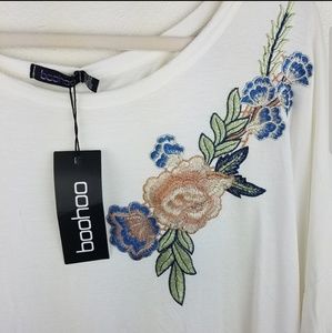 FLOWY TSHIRT w/Flowers - Kylie Floral Trim Tshirt